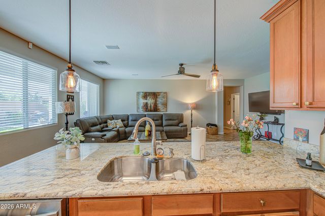 7213 W ELLIS Street, Laveen, AZ 85339