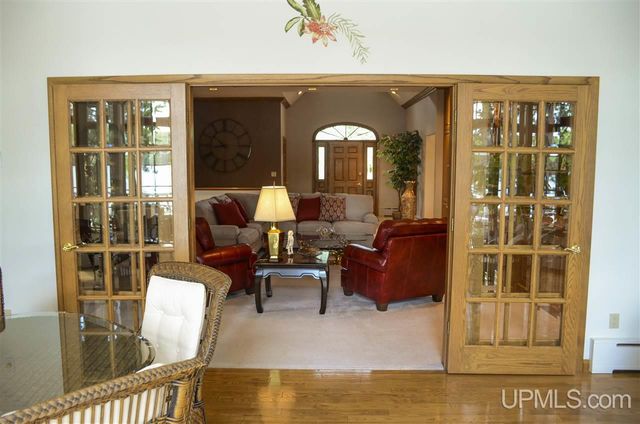 202 Cataldo Drive, Iron River, MI 49935