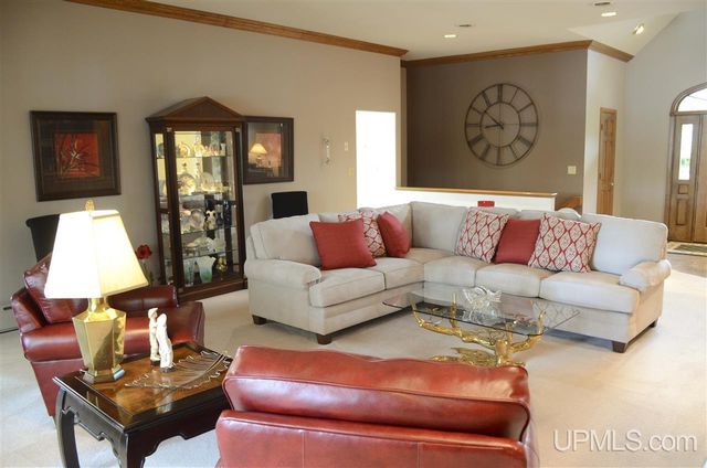 202 Cataldo Drive, Iron River, MI 49935