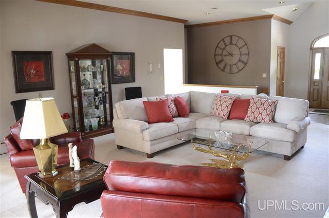 202 Cataldo Drive, Iron River, MI 49935