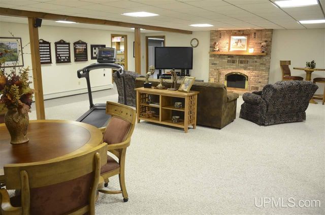 202 Cataldo Drive, Iron River, MI 49935