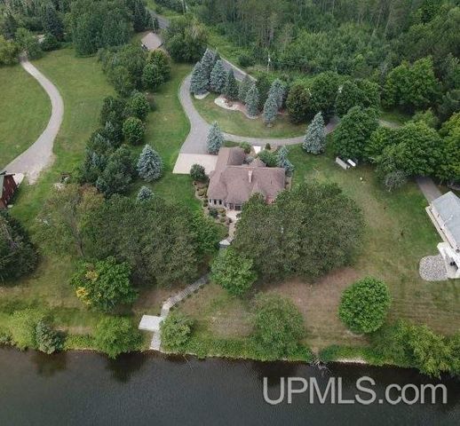 202 Cataldo Drive, Iron River, MI 49935