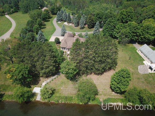 202 Cataldo Drive, Iron River, MI 49935