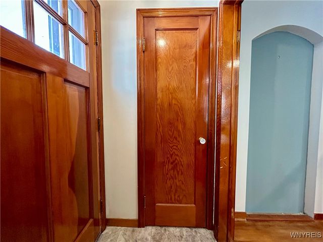 525 East Stenzil Street, North Tonawanda, NY 14120