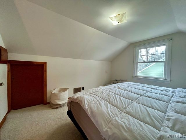 525 East Stenzil Street, North Tonawanda, NY 14120