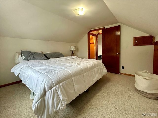 525 East Stenzil Street, North Tonawanda, NY 14120