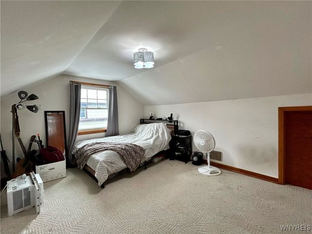 525 East Stenzil Street, North Tonawanda, NY 14120