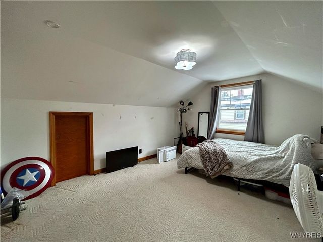 525 East Stenzil Street, North Tonawanda, NY 14120