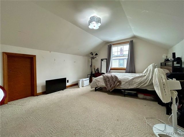 525 East Stenzil Street, North Tonawanda, NY 14120