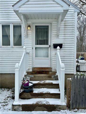 525 East Stenzil Street, North Tonawanda, NY 14120