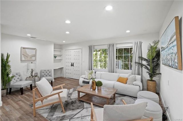 5616 Buffalo, Valley Glen, CA 91401