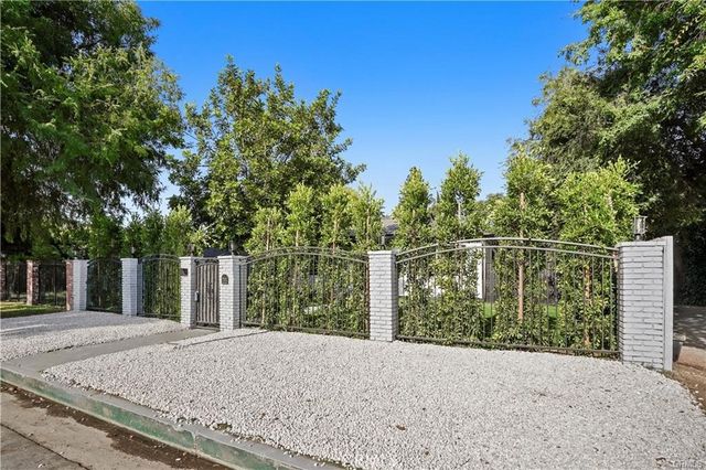 5616 Buffalo, Valley Glen, CA 91401