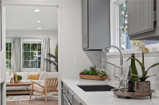 5616 Buffalo, Valley Glen, CA 91401