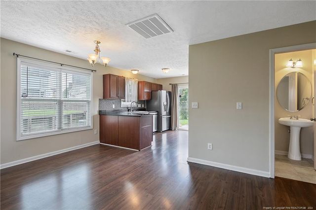 72 New London Harbor, Cameron, NC 28326