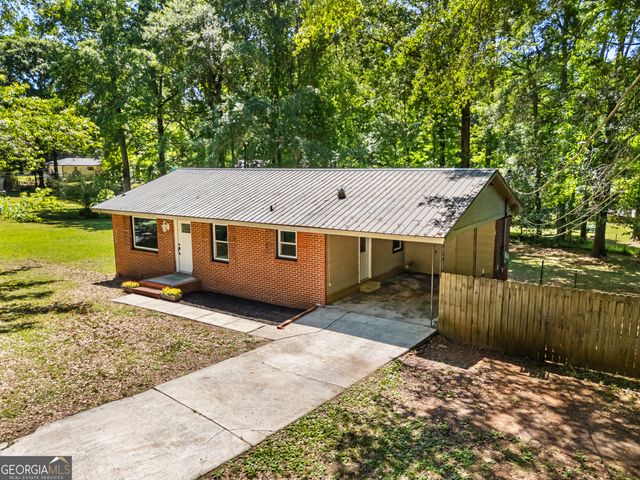 257 Oakhill Drive, Jackson, GA 30233