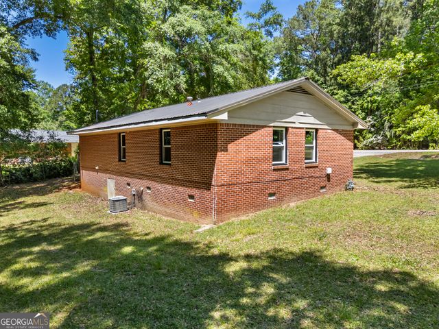 257 Oakhill Drive, Jackson, GA 30233