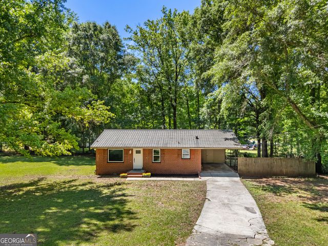 257 Oakhill Drive, Jackson, GA 30233