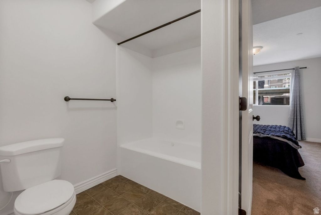 Image 12 of property listing at 117 E CALBOURNE LN #I-2, Sandy, UT 84070
