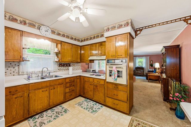 1301 N County Road 650 E, Selma, IN 47383