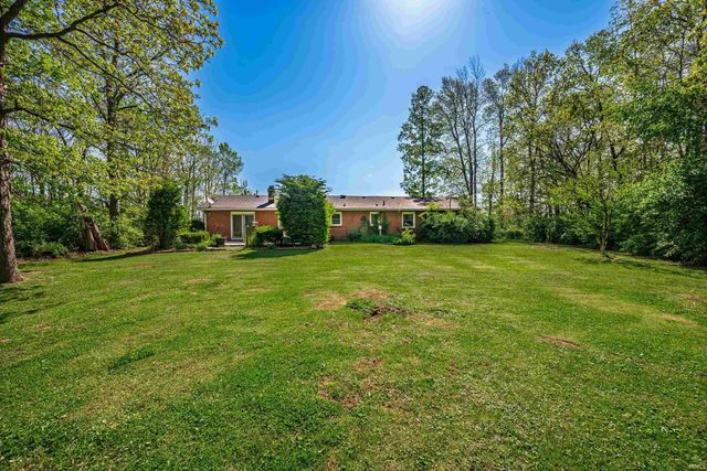 1301 N County Road 650 E, Selma, IN 47383