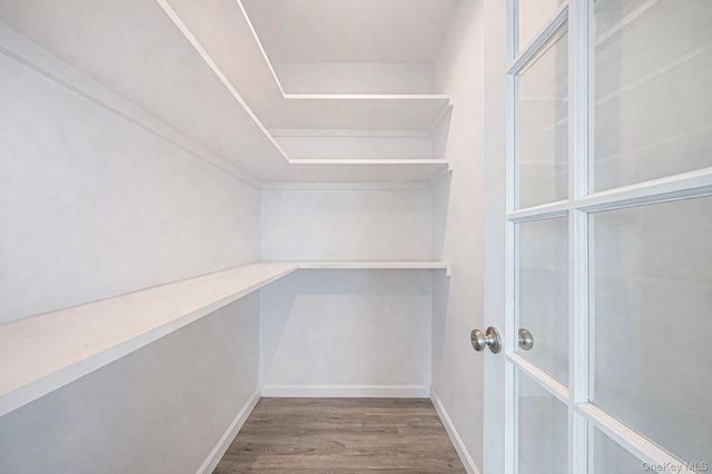 794 Pecan Street, Lindenhurst, NY 11757