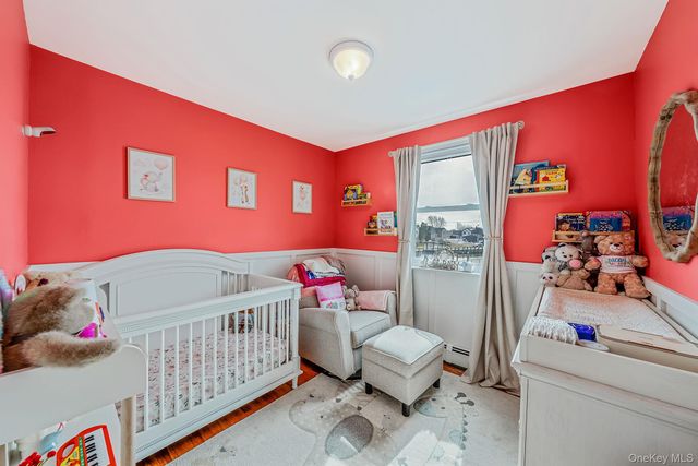 794 Pecan Street, Lindenhurst, NY 11757