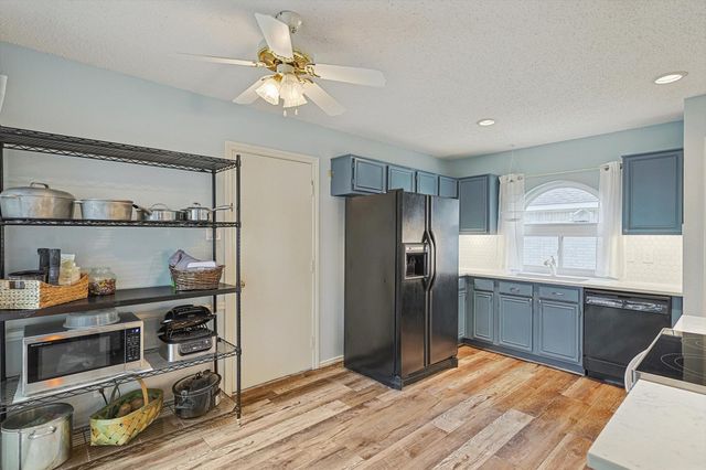 8240 Woodstream Drive, Frisco, TX 75034