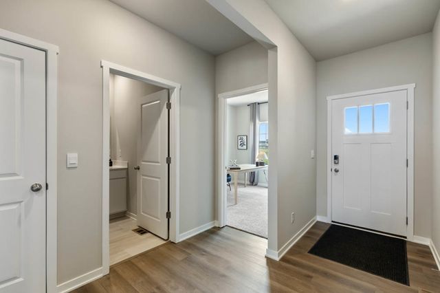 310 Astor Court, Elgin, IL 60124