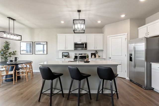 310 Astor Court, Elgin, IL 60124