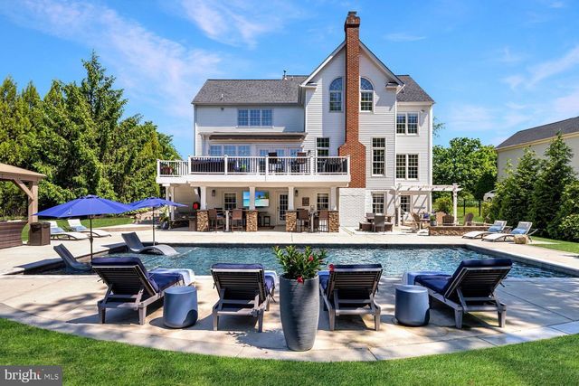 43079 LAGO GALLERIE CT, Ashburn, VA 20148