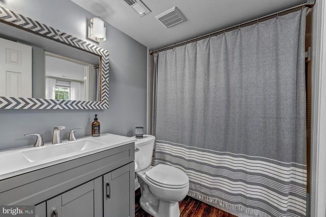 43079 LAGO GALLERIE CT, Ashburn, VA 20148