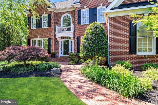43079 LAGO GALLERIE CT, Ashburn, VA 20148