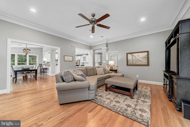43079 LAGO GALLERIE CT, Ashburn, VA 20148
