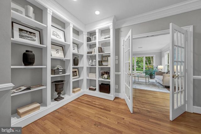 43079 LAGO GALLERIE CT, Ashburn, VA 20148