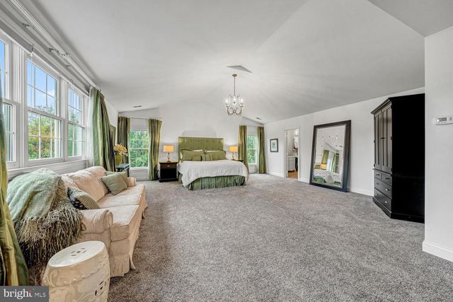 43079 LAGO GALLERIE CT, Ashburn, VA 20148