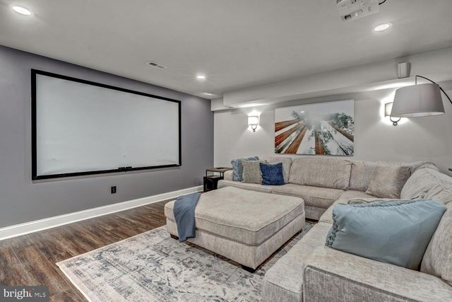 43079 LAGO GALLERIE CT, Ashburn, VA 20148