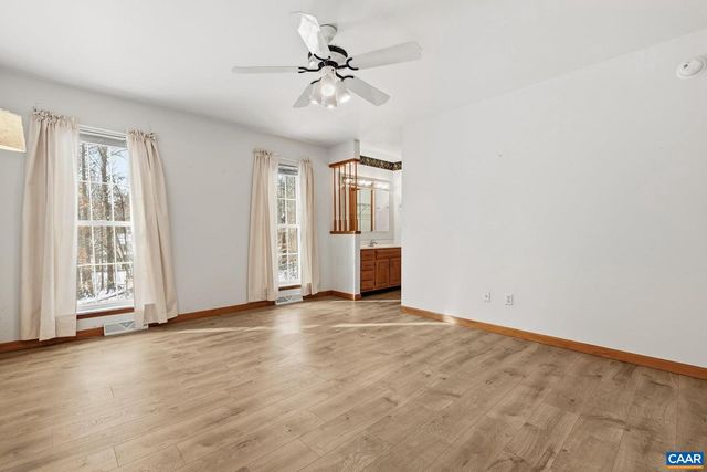 10 BRIARWOOD RD, Palmyra, VA 22963