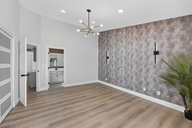 3204 Crescent Run Court, Las Vegas, NV 89117