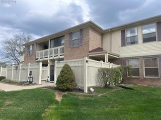 61101 Greenwood Drive, South Lyon, MI 48178