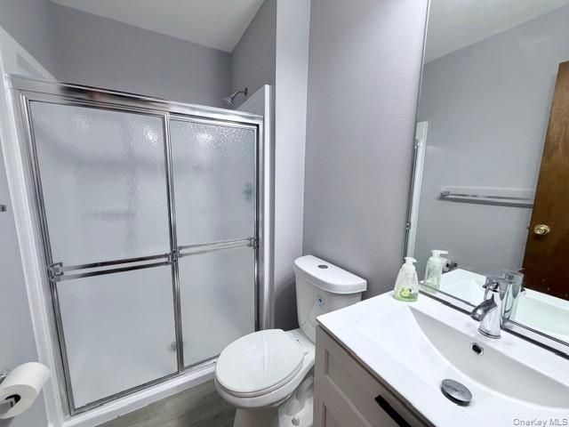 42 Greenmeadow Drive, Babylon, NY 11702