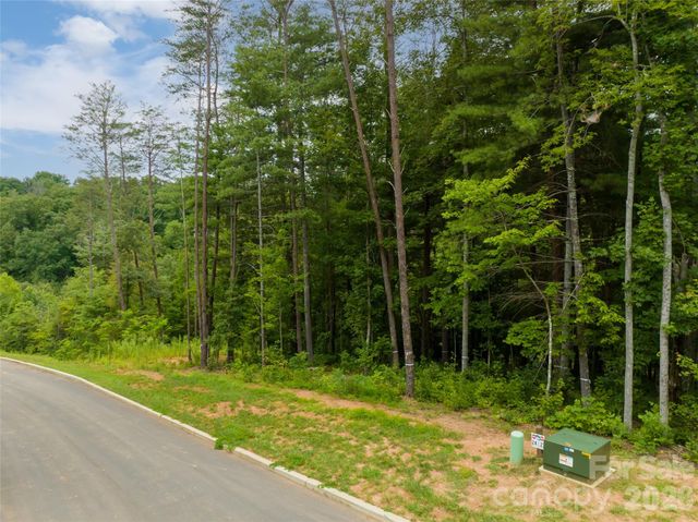 128 Riverbend Forest Drive 24, Asheville, NC 28805