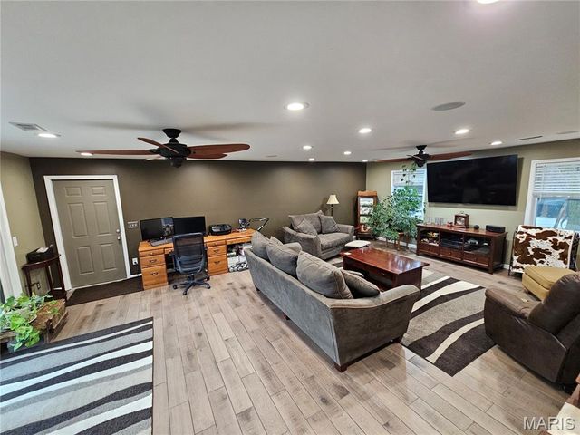 50 Saddlefield Lane, Troy, MO 63379