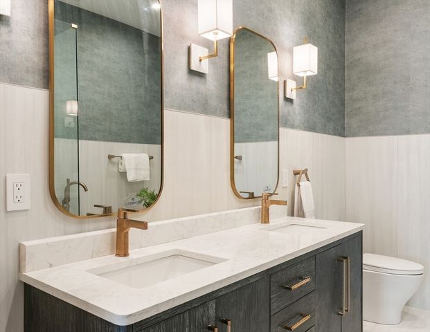 161 Cushing St, Cambridge, MA 02138