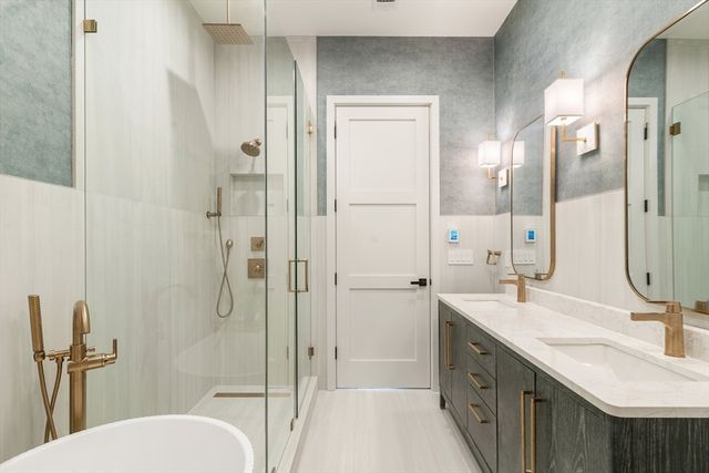 161 Cushing St, Cambridge, MA 02138