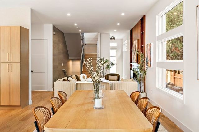 161 Cushing St, Cambridge, MA 02138