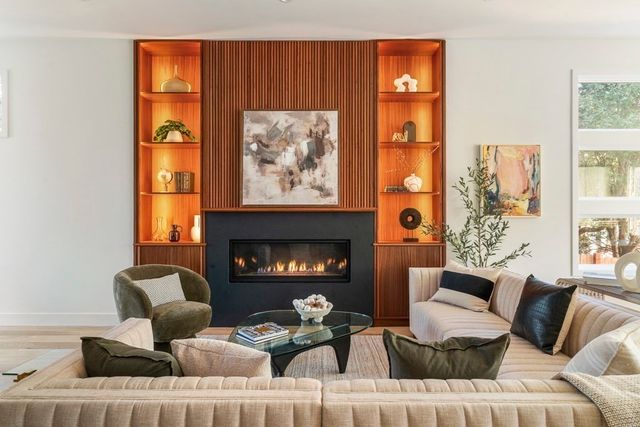 161 Cushing St, Cambridge, MA 02138