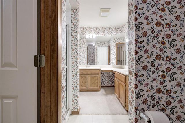 1240 Capitol Drive, Edmond, OK 73003