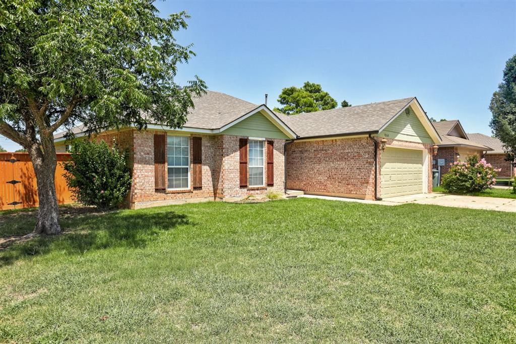 1240 Capitol Drive, Edmond, OK 73003