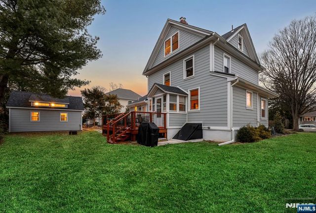 516 Stevens Avenue, Ridgewood, NJ 07450