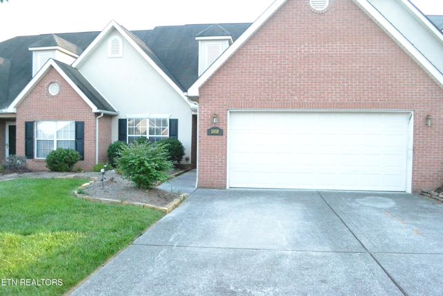 5959 Round Hill Lane, Knoxville, TN 37912